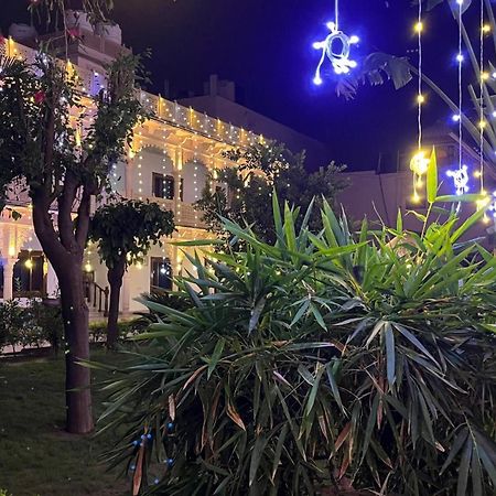 Hotel Sunbird Bharatpur Zewnętrze zdjęcie