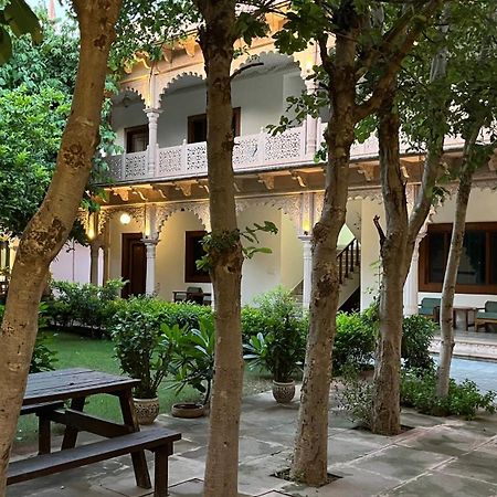 Hotel Sunbird Bharatpur Zewnętrze zdjęcie