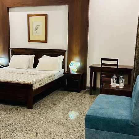 Hotel Sunbird Bharatpur Zewnętrze zdjęcie