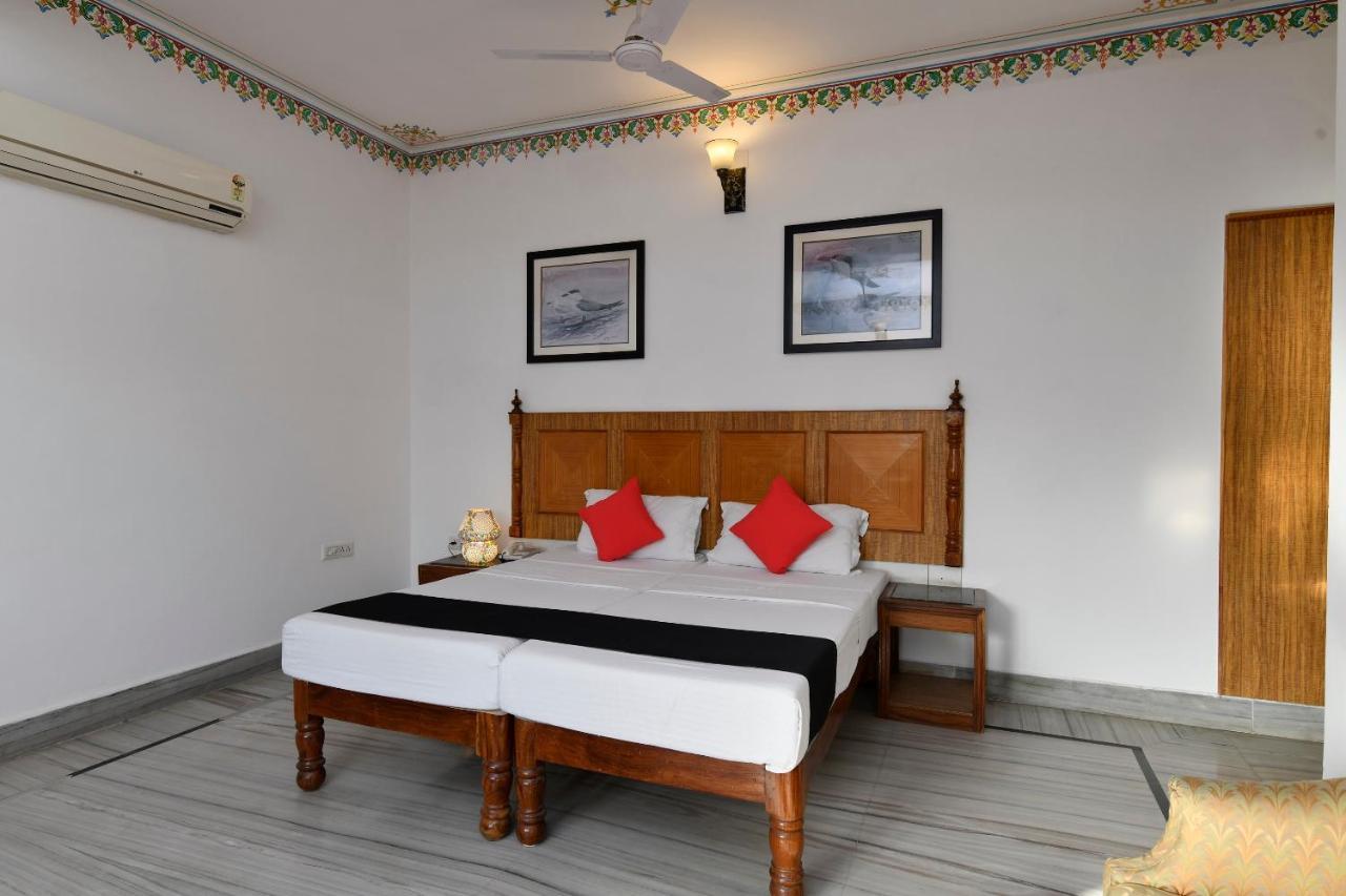 Hotel Sunbird Bharatpur Zewnętrze zdjęcie