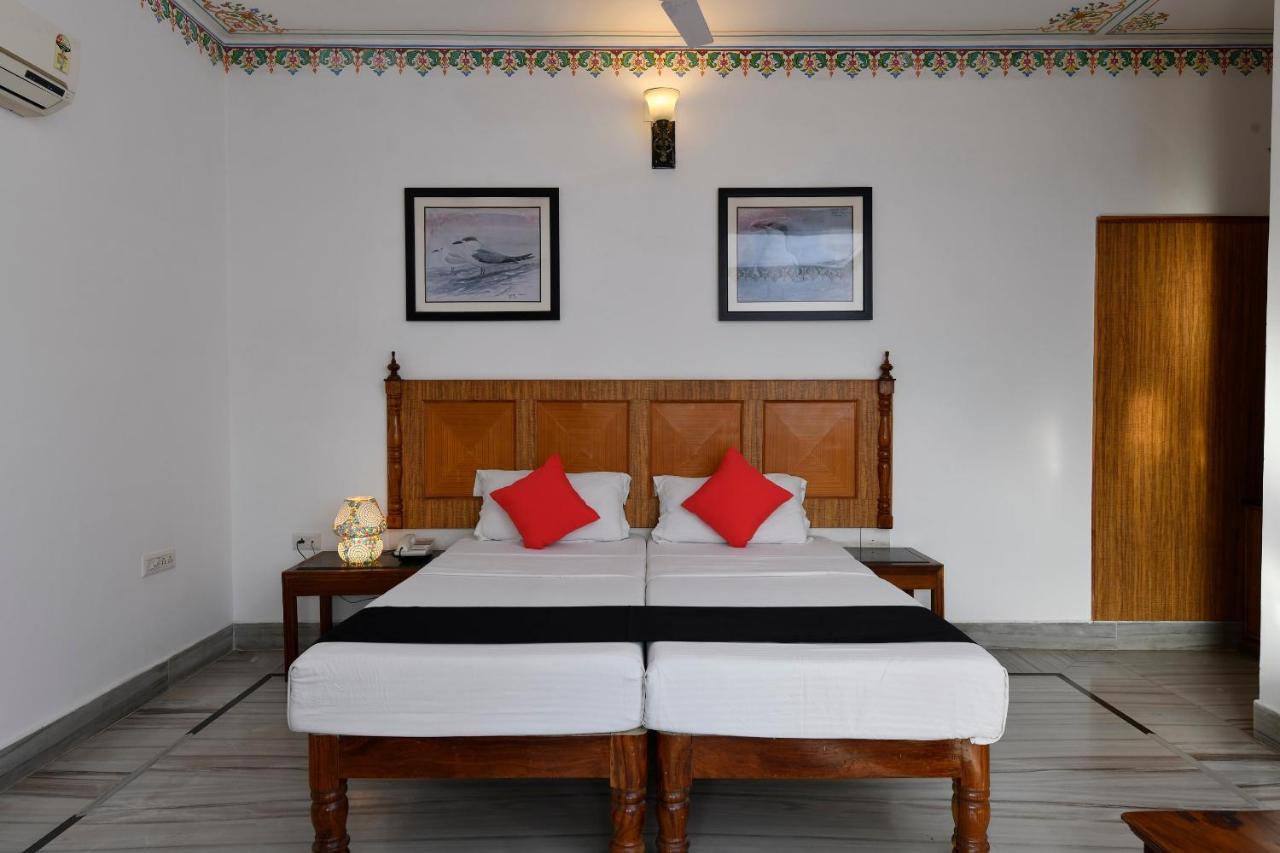 Hotel Sunbird Bharatpur Zewnętrze zdjęcie